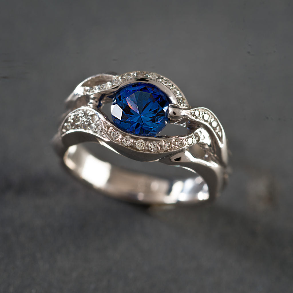 Vintage Blue Crystal Eye Silver Ring